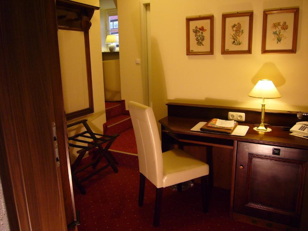 Klassik Hotel Am Tor Weiden in der Oberpfalz Cameră foto