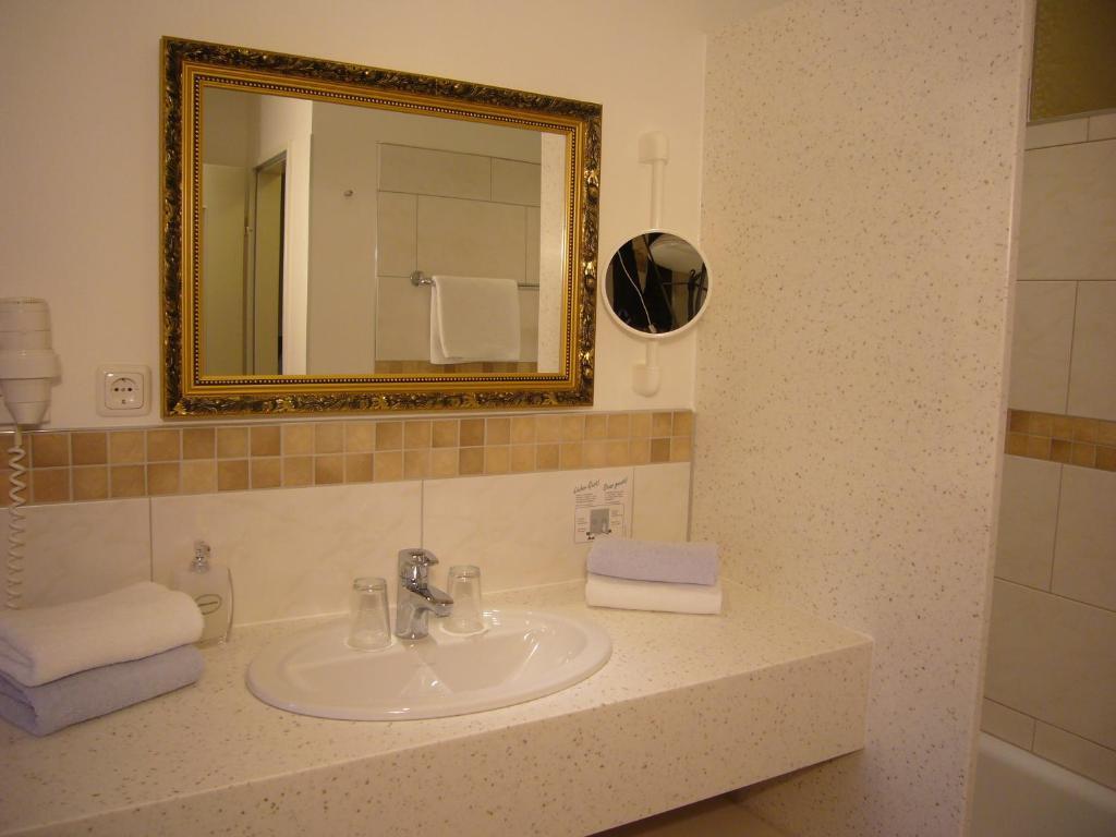 Klassik Hotel Am Tor Weiden in der Oberpfalz Cameră foto